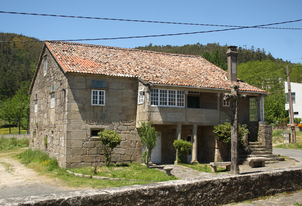 Casa reitoral de San Pedro de Carcacía - Padrón - San Pedro de Carcacía