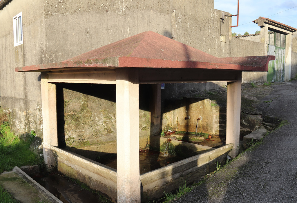 Fonte e lavadoiro da Toxa - Pontecesures - San Xulián de Requeixo