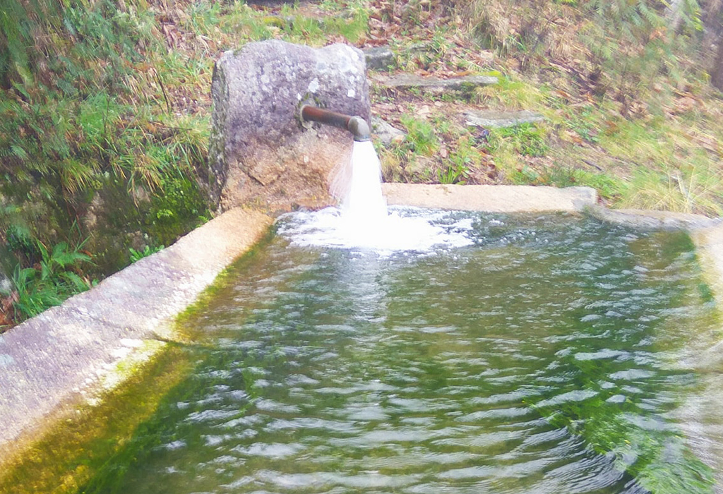 Fonte e lavadoiro de Pastoriza - Rianxo - San Salvador de Taragoña