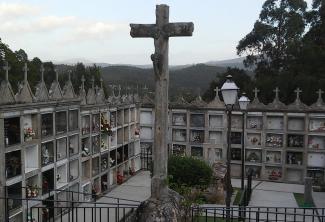 Cruceiro do Cemiterio da Igrexa de Santa María Leiro - Rianxo - Santa María de Leiro