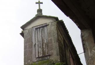 Hórreo de Bexo - Dodro - San Xoán de Laíño
