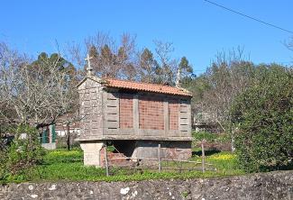 Hórreo de Outeiro - Rianxo - San Salvador de Taragoña